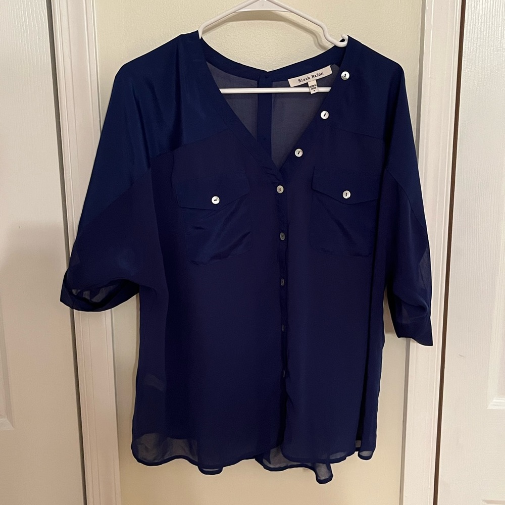 Women’s oversized blue button blouse, size small (oversized)